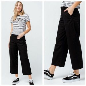 Vans wide leg chino pants black size 7 whit tags.